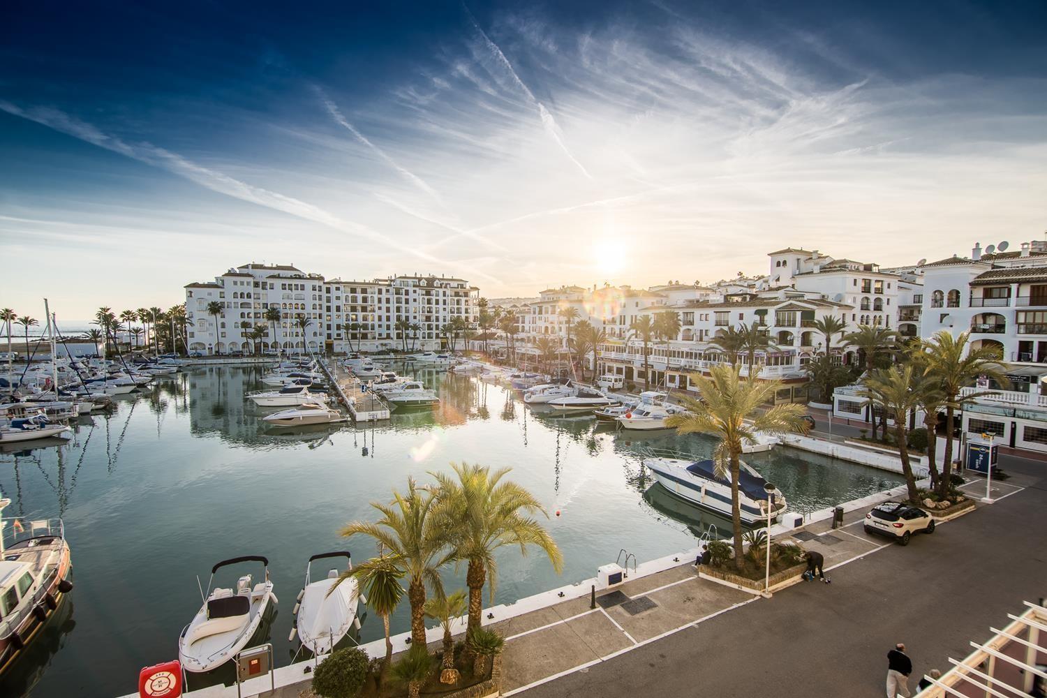 Beautiful Duquesa Harbour Apt 2001 Manilva Exterior photo